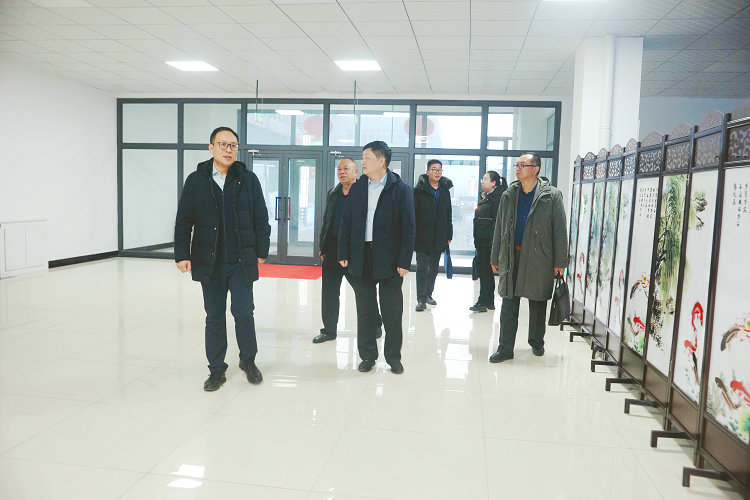 16777426773463.jpg 0223兵團總工會(huì )赴新疆北方建設集團開(kāi)展職工權益保障工作調研_副本.JPG